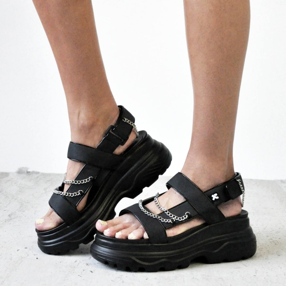 Koi Marnus Chain Sandals